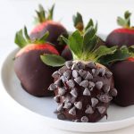 تزیین میوه با شکلات برای انواع میوه های خوشمزه در فصل مختلف