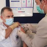 تزریق واکسن کرونا به نیروهای عملیاتی اورژانس تهران